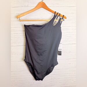 La Blanca 12 Black One-Shoulder Swimsuit tummy control